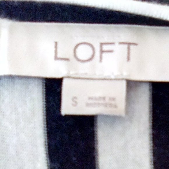 2 - - Casual dress from Loft,size small black and white stripes B1 - Picture 7 of 7